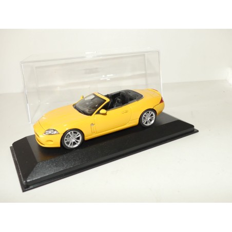 JAGUAR XK CABRIOLET Jaune 2005 MINICHAMPS 1:43 imperfection