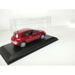 RENAULT MEGANE II Phase 2 3 Portes 2006 Rouge Vin NOREV 1:43