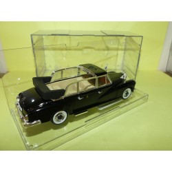 MERCEDES 300 LIMOUSINE 1960 PAPOMOBILE JEAN XXIII RIO 1:43 boite non d'origine