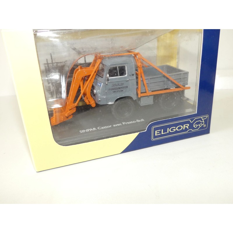 RENAULT SINPAR CASTOR AVEC PRESTO BULL ELIGOR 1:43