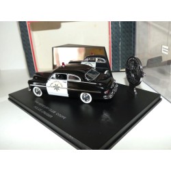 MERCURY CLUB COUPE POLICE CRUISER UNIVERSAL HOBBIES 1:43