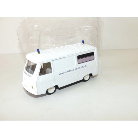 PEUGEOT J7 AMBULANCE NOREV pour HACHETTE 1:43 sous coque