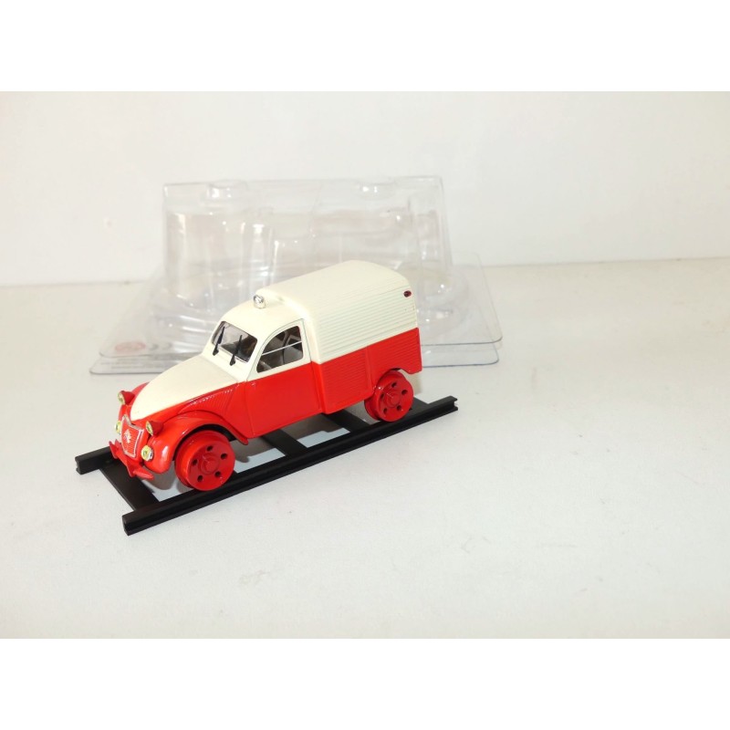 CITROEN 2CV N°088 SUR RAILS NOREV 1:43 sous coque