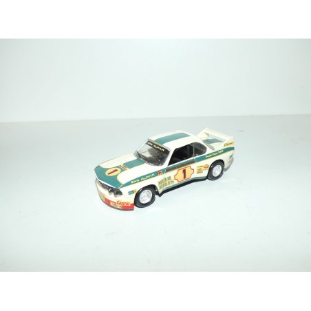 BMW 3.0 CSL N°1 MALCON GARDIA RACING sur base SOLIDO 1:43 sans boite