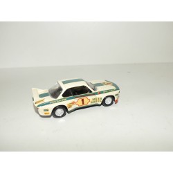 BMW 3.0 CSL N°1 MALCON GARDIA RACING sur base SOLIDO 1:43 sans boite