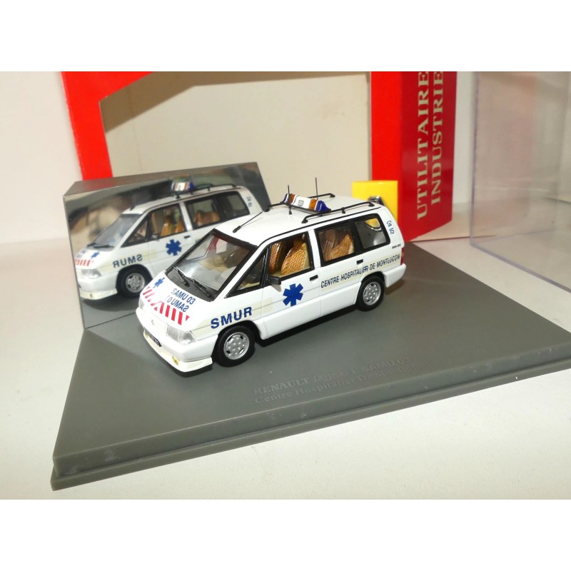 RENAULT ESPACE I SAMU 03 UNIVERSAL HOBBIES 1:43