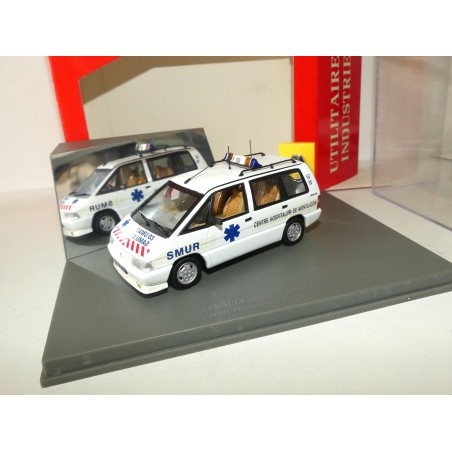 RENAULT ESPACE I SAMU 03 UNIVERSAL HOBBIES 1:43