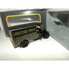 RENAULT 10CV 4 CYLINDRES CHAUSSURES ANDRE IXO 1:43