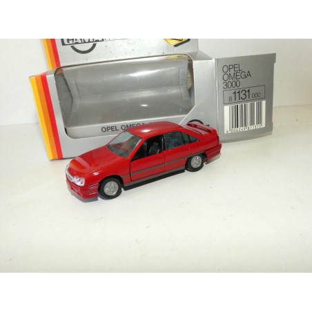 OPEL OMEGA B 3000 Rouge GAMA 1131 1:43