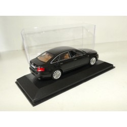 AUDI A6 C6 3.2 Quattro 2004 Bleu Marine Interieur Vanille MINICHAMPS 1:43
