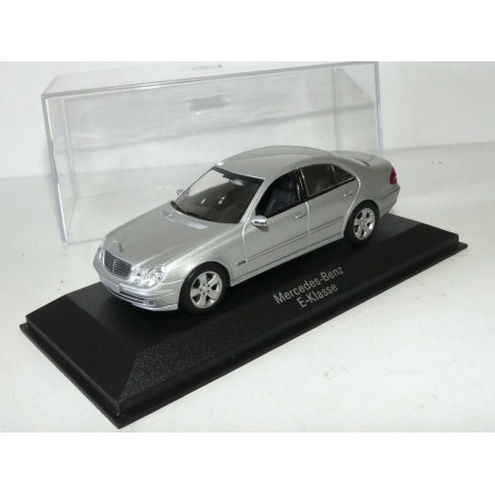 MERCEDES CLASSE E TYPE 211 Gris MINICHAMPS 1:43