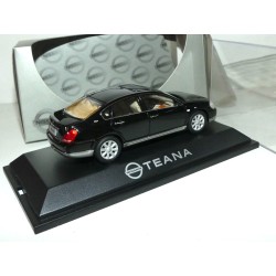 NISSAN TEANA Noir J-COLLECTION 1:43