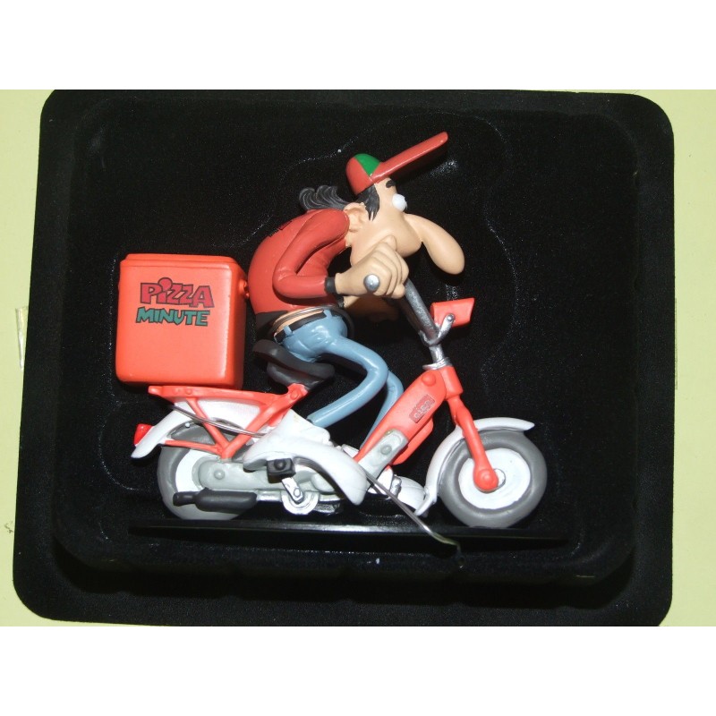 FIGURINE MOTO JOE BAR TEAM NÂ°74 MARC GARITA SUR PIAGGIO 50 HACHETTE 1:18
