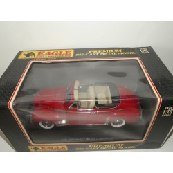 CHEVROLET DELUXE CONVERTIBLE 1941 Rouge EAGLE RACE 1:18