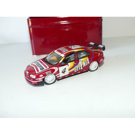 ALFA ROMEO 156 N°4 SUPERTURISMO LARINI SOLIDO 1:43 boite metal
