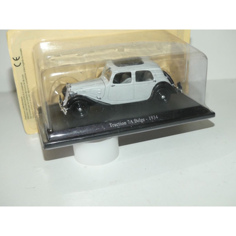 CITROEN TRACTION 7A BELGE 1934 Gris et Noir UNIVERSAL HOBBIES 1:43 blister