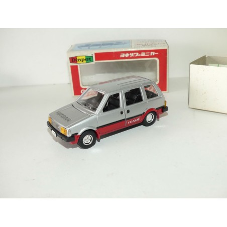 NISSAN PRAIRE Gris DIAPET YONEZAWA G-22 1:40