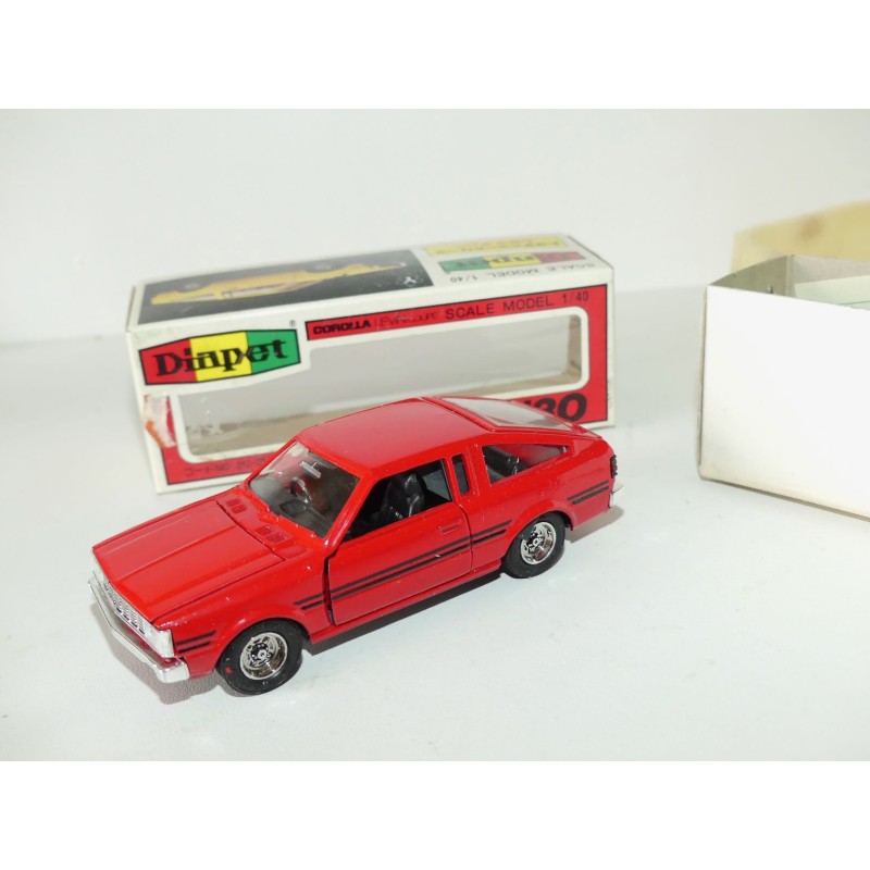 TOYOTA COROLLA LEVIN Rouge DIAPET YONEZAWA G-130 1:40