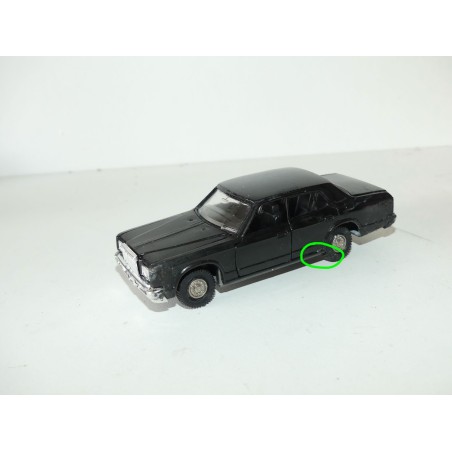 TOYOTA NEW CROWN ROYAL CROWN Noir DIAPET YONEZAWA P-51 1:40 imperfection