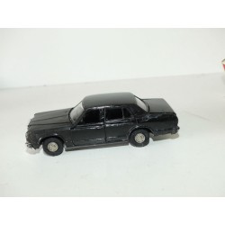 TOYOTA NEW CROWN ROYAL CROWN Noir DIAPET YONEZAWA P-51 1:40 imperfection