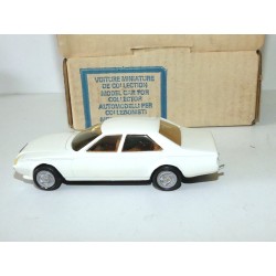 FERRARI PININ Blanc PROTOTYPE LIMOUSINE PROVENCE MOULAGE 1:43
