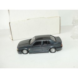 ALFA ROMEO 75 Gris KIT Monté ALEZAN 1:43