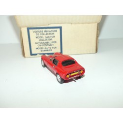 RENAULT 4 SOVAM Rouge KIT monté MCM 1:43 en métal
