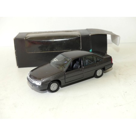OPEL OMEGA A Gris GAMA 1:43