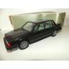 VOLVO 760 GLE Noir en plastique Made In Finland 1:20 Jouet ancien
