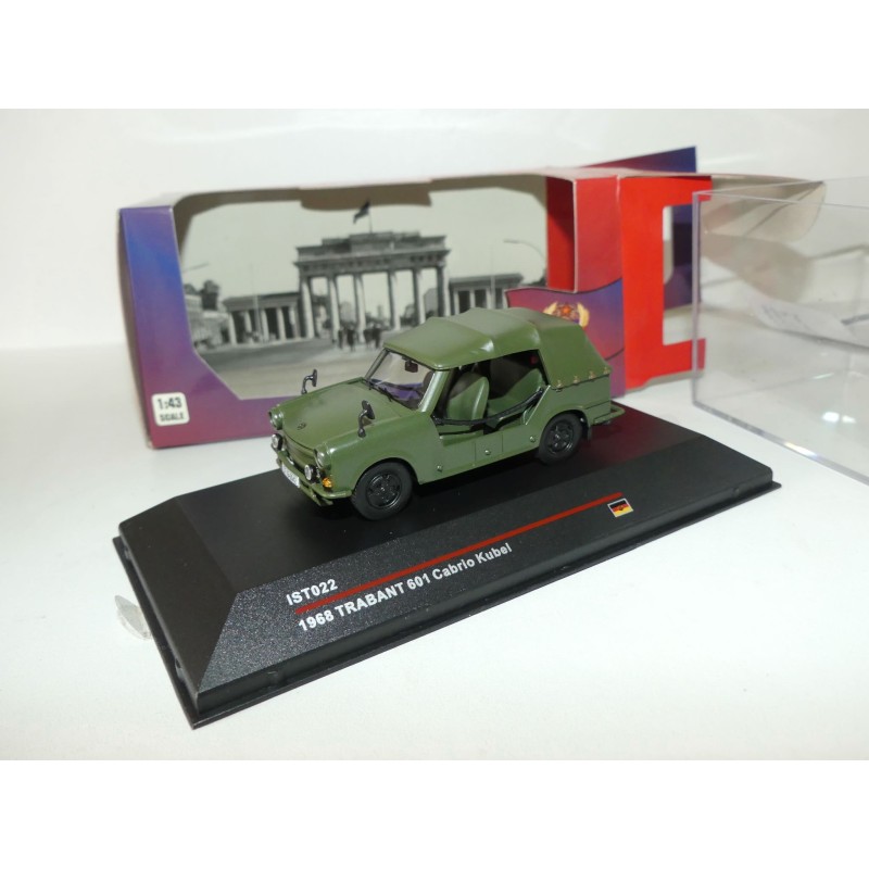 TRABANT 601 CABRIO KUBEL Vert IXO IST022 1:43