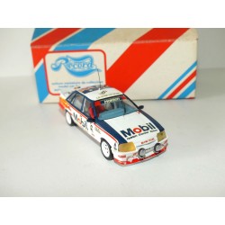 HOLDEN COMMODORE 24H DE SPA 1986 KIT monté MINI RACING 1:43 