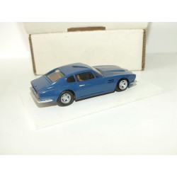 ASTON MARTIN V8 COUPE Bleu KIT Monte HECO MODELE 1:43