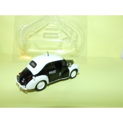 RENAULT 4CV PIE POLICE de la Circulation NOREV  1:43 sous coque