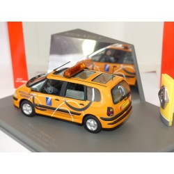 RENAULT ESPACE III DDE TOUR DE FRANCE 2000 UNIVERSAL HOBBIES 1:43