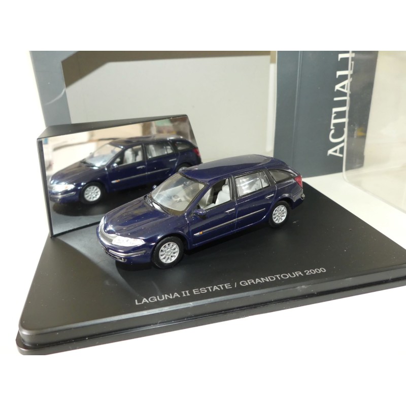 RENAULT LAGUNA II ESTATE Phase 1 PRIVILEGE 1,9 DCi Bleu UNIVERSAL HOBBIES 1:43