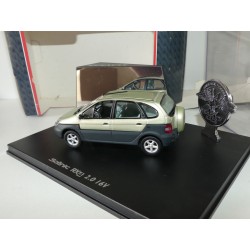 RENAULT SCENIX RX4 Vert UNIVERSAL HOBBIES 1:43