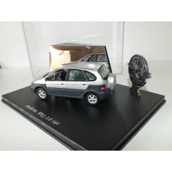 RENAULT RX4 2.0 16V Gris UNIVERSAL HOBBIES 1:43