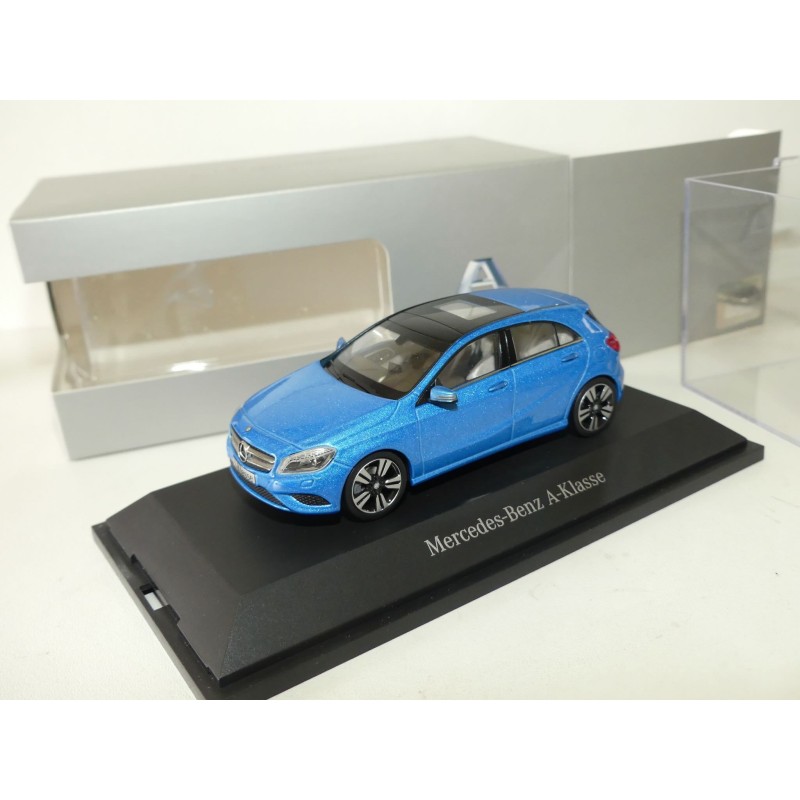 MERCEDES CLASSE A W176 5 Portes Bleu SCHUCO 1:43