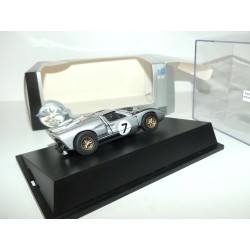 FORD GT 40 MK II N°7 LE MANS 1966 UNIVERSAL HOBBIES 1:43