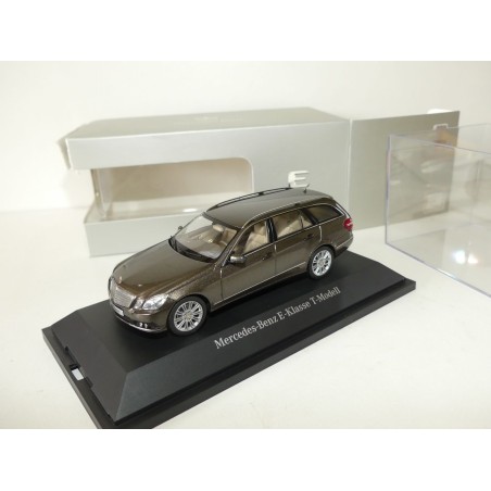 MERCEDES CLASSE E ESTATE W212 Indium Gris SCHUCO 1:43