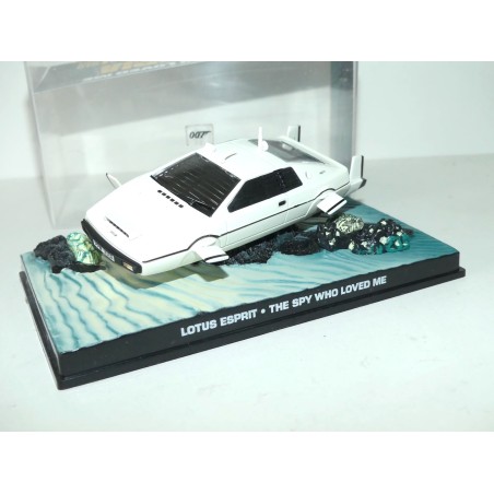 LOTUS ESPRIT The Spy Who Loved Me James BOND ALTAYA 1:43