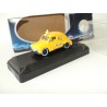 RENAULT 4CV COMMERCIAL MICHELIN SOLIDO 1:43