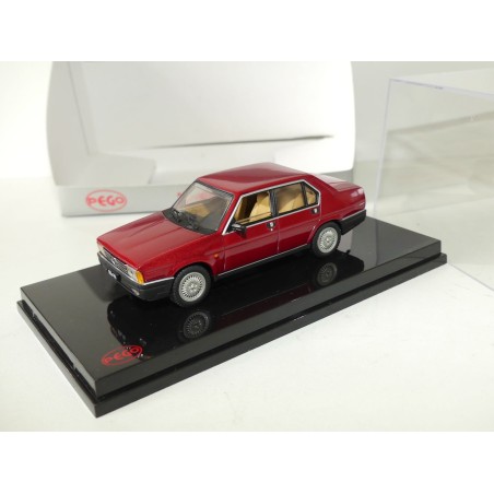 ALFA ROMEO 90 BERLINE 1986 Bordeaux PEGO 1:43