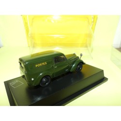 RENAULT JUVAQUATRE 1946 LA POSTE UNIVERSAL HOBBIES  1:43 blister