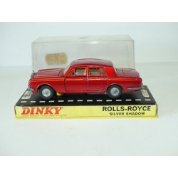 ROLLS ROYCE SILVER SHADOW Rouge DINKY TOYS 158 1:43