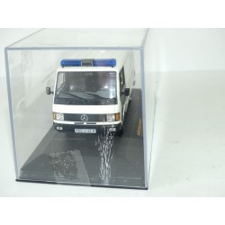 MERCEDES N1300 TRANSPORTE CELULAR POLICIA 1990 POLICE ESPAGNOL ALTAYA 1:43