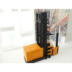 CHARIOT ELEVATEUR PREPARATEUR DE COMMANDE MX NZG 328 1:35