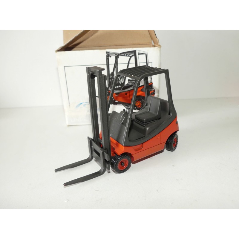 CHARIOT ELEVATEUR LINDE H12 H16 GAMA 1:24