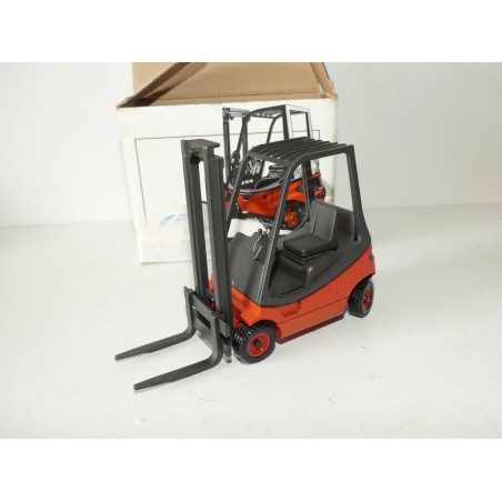 CHARIOT ELEVATEUR LINDE H12 H16 GAMA 1:24
