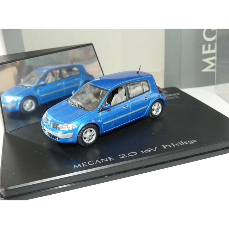 RENAULT MEGANE II PRIVILEGE 2.0 2002 Gris Bleuté ELIGOR 1:43